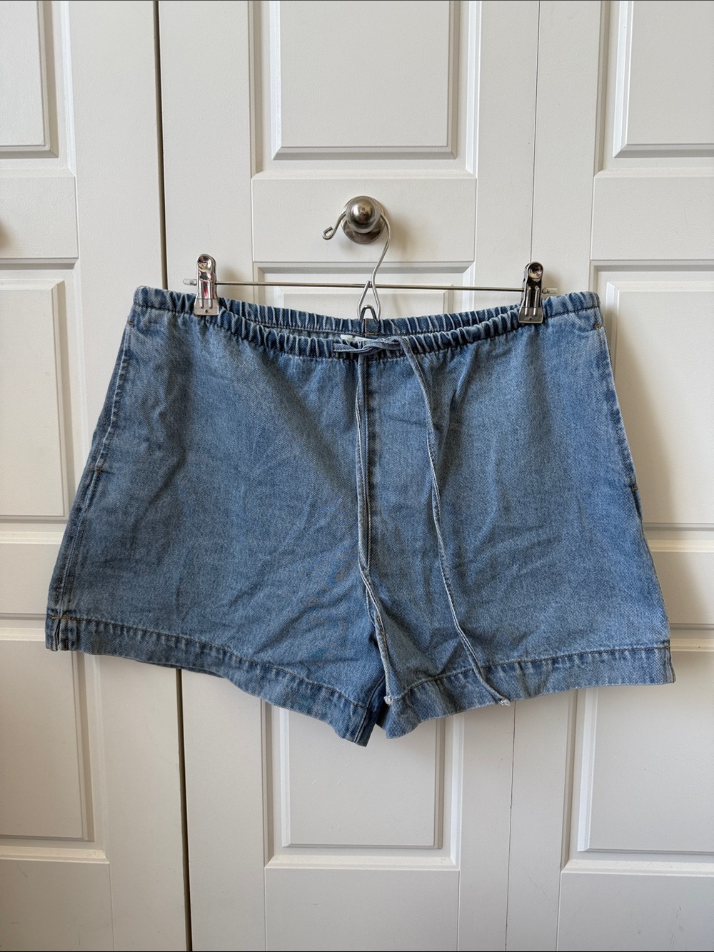 H&M 100% Cotton Drawstring Denim Shorts - Size M